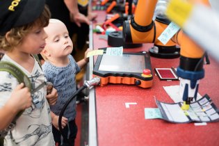 Kluky nejvíc fascinovalo razítkovací rameno