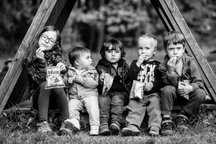 Bratranci a sestřenice