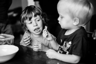 Babička upekla výborné šátečky, co se musí sníst ještě teplé