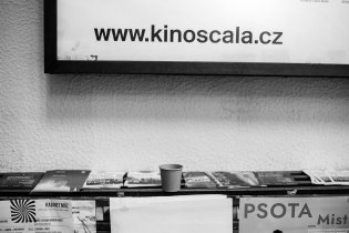 Výlet do jiného světa: Tom si vyrazil na kafíčko, a na první otevřenou kavárnu narazil až ve Scale