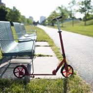 Na koloběžce na mši svatou na Chodov skrz opatovský central park - co víc si člověk může takhle v neděli po ránu přát