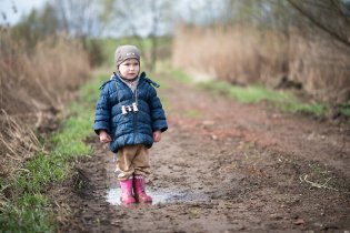 Viki nebyl nadšen ze silného větru