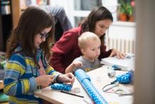 Dárečky pro spolužáky je třeba řádně zabalit