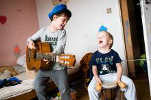 Hrajeme šílenou kapelu (popisek by Radovánek)