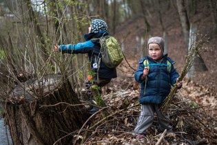 Pánové vyrazili na proutky