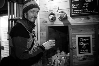 Kam na Vranově na kávu? Do samoobslužného baru!