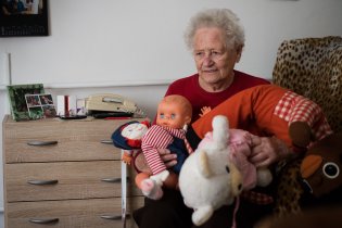 Prababička pod valnou hromadou