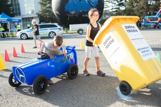 Třeba práci popeláře