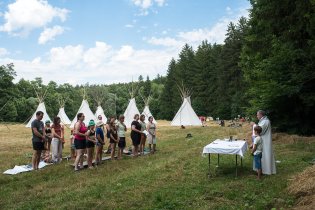 Mše svatá pod širým nebem