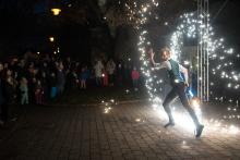 Takovouhle šou jsme měli u stromečku v Bystrci, heč