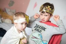 A do rolí se vžívají naplno