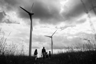 i když větrné elektrárny jsou docela atraktivní cíl