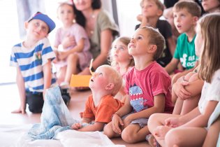 Vystoupení Chlapeček a dálka Divadélka Pod Širákem bylo fascinující