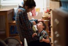 Vyčistit zuby v zavřené puse, to je opravdové umění