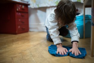 Ráďo, tuhle podlahu už nejspíš příliš nevyt(d)rhneš