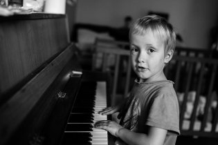 Tatínku, a jak že to mám udělat, abych nehrál moc nahlas?