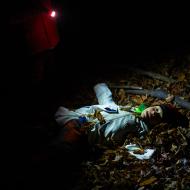 Na upíří stezce jeden nikdy neví, jestli povalující se postava je nebo není strašidlo