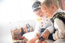 Dostat každý z prstů do správného chlívečku v rukavici může být opravdu legrace