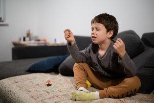 A teď budeme, milý Ráďo, chvíli meditovat