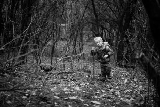 Kam se trmácíš, poutníče?