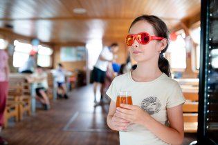 Byli jsme pozvaní na oslavu - na parník