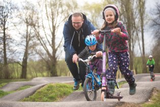 Pump track v Bosonohách je fajn