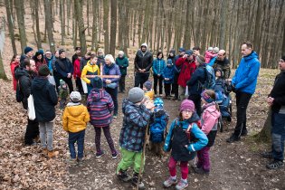 Sestava na křížových cestách pod širým nebem se rok od roku rozrůstá