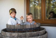 Je to dobrý, ještě pořád se vejdou do sudu