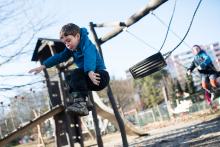 Skok daleký z houpačky, Ráďova oblíbená disciplína