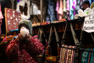 Vikimu se zalíbila tato nádherná bílá lamička (raději se neptejte, jak dlouho takto nádherně bílá vydržela)