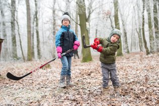 Hokejkami se  má hrát hokej, abyste věděli!