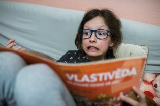 České dějiny zjevně nepatří k Verunčiným oblíbeným předmětům