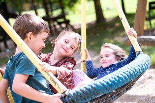 Zdá se, že Ráďovo houpání holčičky opravdu potěšilo