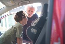 Loučení s dědou a babičkou bylo obzvláště veselé