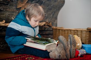 Plné zaujetí při mši svaté