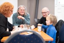 A Vikoušku, tys někoho z těch lidí, ke kterým sis přisedl, znal? - Ne...