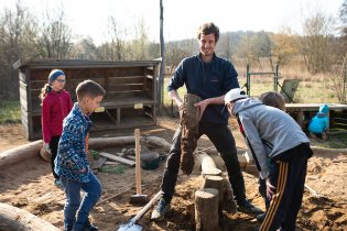 Školková brigáda - Tom si zahrál na zubaře