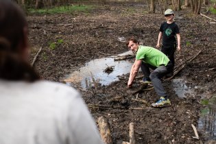 Záchrana potopených holinek