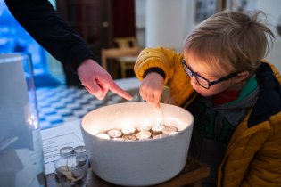 Svíčky, který nehoří, pohotově zapálíme