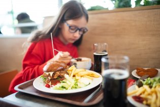 Restaurace Globus - impresivní vzhled, ale za tu tlačenici a chaos to (prý) nestálo