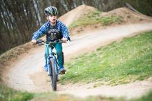 Ráďa občas opatrně nakoukne i do dirt parku