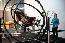 Mně se dělá špatně už při pouhém pohledu, ale Verča prý že v pohodě