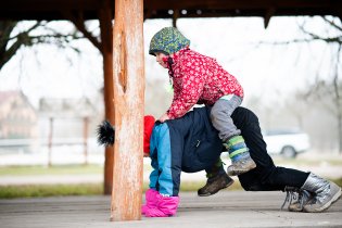 Verunka se sice cítí být spíše kočkou nebo vlkem, Viki v ní však stále vidí především koně