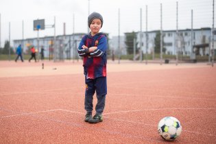 A do toho mám jako kopat? Si ze mě děláte legraci?