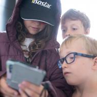 Přijedeme do Prahy, a tam nás čeká tajemná postava s ještě taJemnějším úkolem