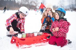 Je  libo trochu horkého čaje? Ale pijte rychle, za chvíli už horký nebude!