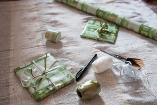 To se jí to balí, když nemá žádné měkké dárky